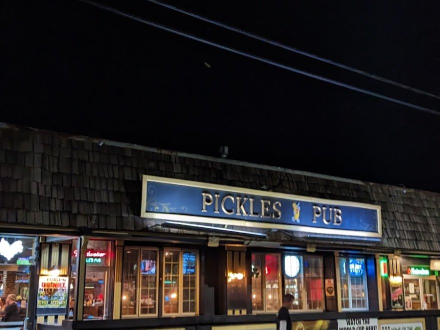 Pickles Pub