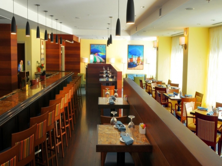 Captain's Table Restaurant and Bar
