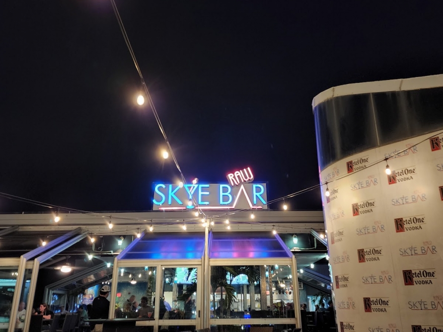 Skye Bar & Grille