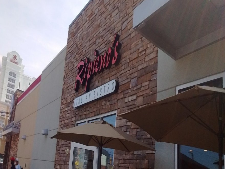 Ripieno's Italian Restaurant