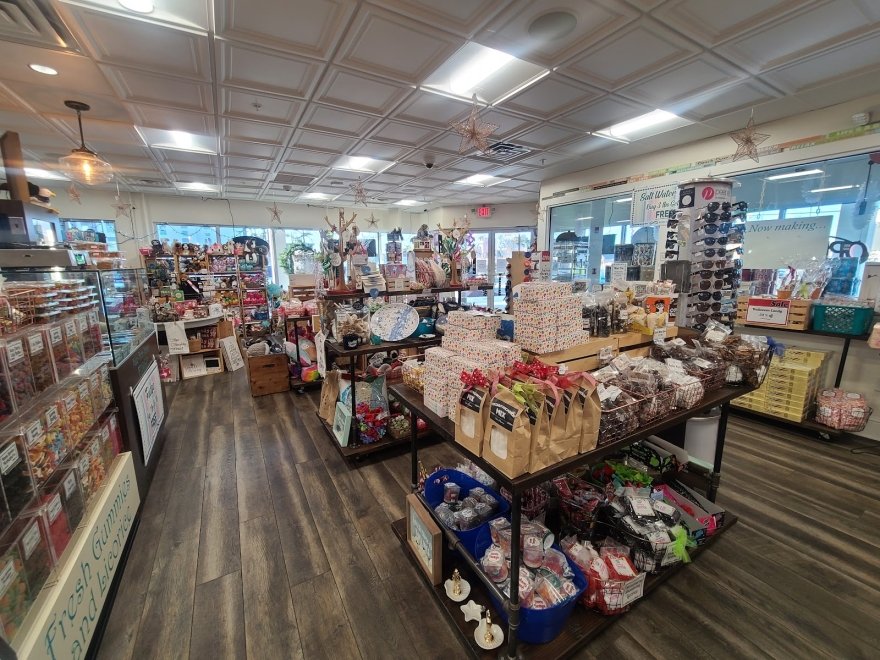 Dolle's Candyland, West OC Shop and Factory