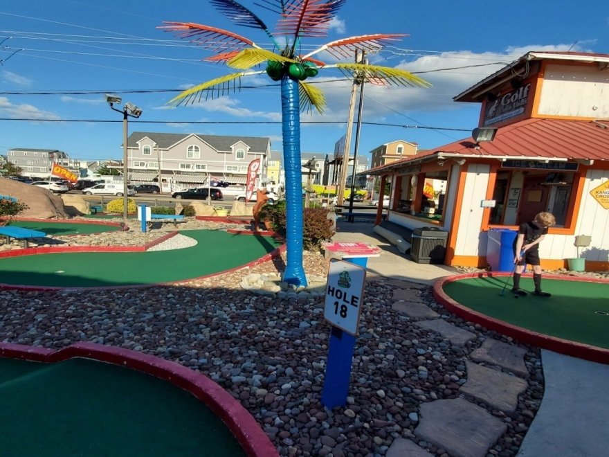 Nick's Mini Golf - Golf Down Under